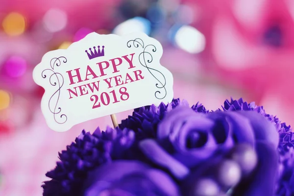 Šťastný nový rok 2018 karta s barevné dekorace. — Stock fotografie