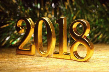 Altın 2018 ve dekorasyon.