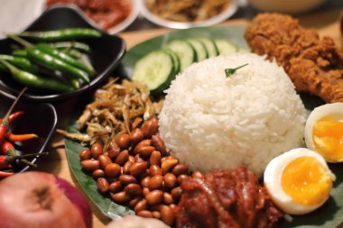 Malezya gıda nasi lemak