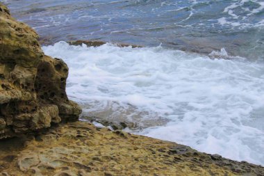 Dalga deniz ve deniz köpüğü
