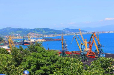 küçük kargo liman