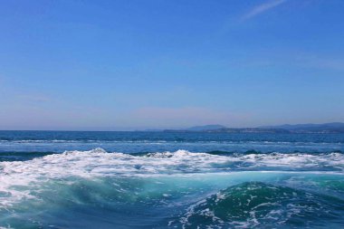 Dalga deniz ve deniz köpüğü