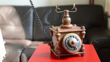 eski telefon üzerinde yakından görmek