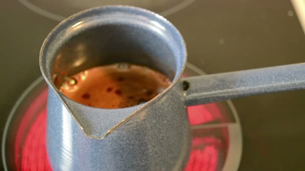 Kawa po turecku gotowanie — Wideo stockowe