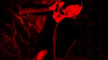 Efektli Korkunç Zombi, İki Bilgisayar Animasyonu Karışık Medya