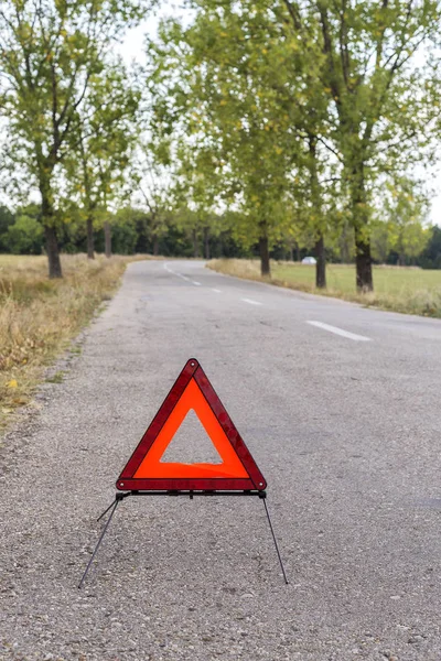 Προειδοποίηση Κόκκινο Τρίγωνο Στο Δρόμο — Φωτογραφία Αρχείου