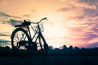 siluet Bisiklet gündoğumu Vintage Bisiklet ile