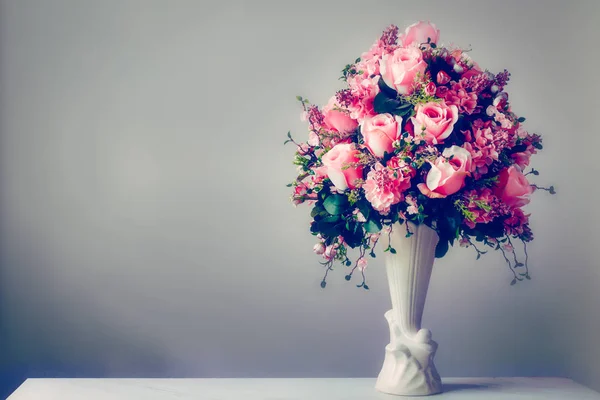 Zátiší s růžemi — Stock fotografie