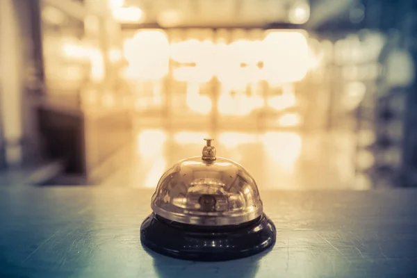 Restaurant service bell