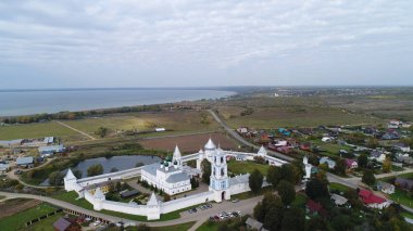 Pereslavl-Zalessky'deki Nikitsky Manastırı'nın havadan görünümü, Yaroslavl oblastı, Rusya