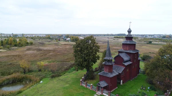 Evangelist Aziz John Kilisesi, hava manzarası, Rusya, Yaroslavl bölgesi, Bogoslov 