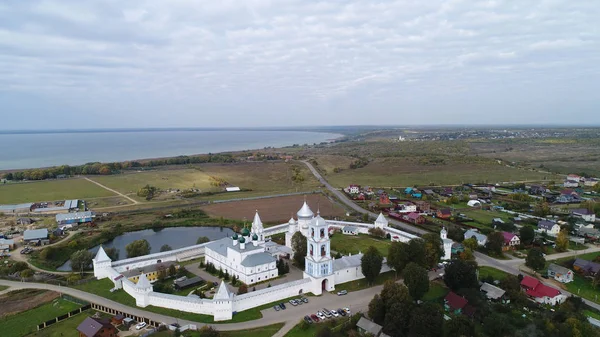 Pereslavl-Zalessky'deki Nikitsky Manastırı'nın havadan görünümü, Yaroslavl oblastı, Rusya