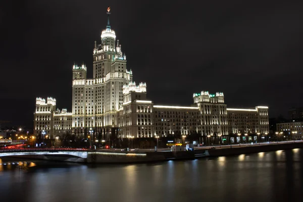 Vista Noturna Rio Moscou Arranha Céus Kotelnicheskaya Embankment Rússia Moscou — Fotografia de Stock