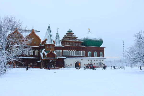 Palacio Del Zar Alexei Mijáilovich Finca Kolomenskoye Después Una Nevada — Foto de Stock