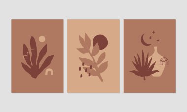 Ev dekorasyonu, davetiye ve tebrik kartı tasarımları için 3 adet estetik poster. El çizimi elementler, bitkiler, geometrik şekiller ve nesneler ile soyut vektör çizimleri.