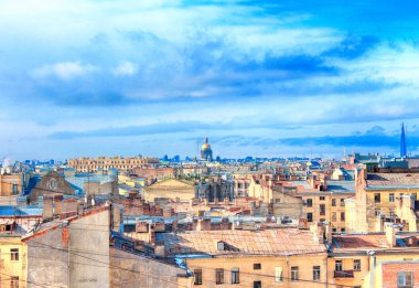 Şehir çatı ev Saint Isaac's Katedrali, gökyüzü