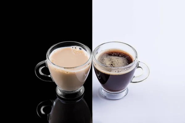 Café blanco y negro sobre fondo blanco y negro . —  Fotos de Stock