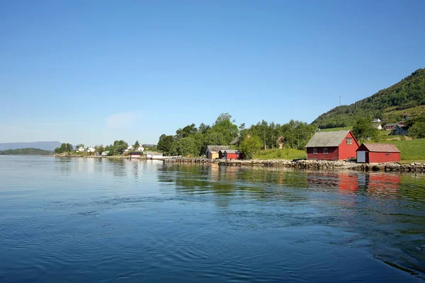 Das Dorf Rosendal Liegt Hardangerfjord Dem Zweitgrößten Fjord Norwegens Rosendal — Stockfoto