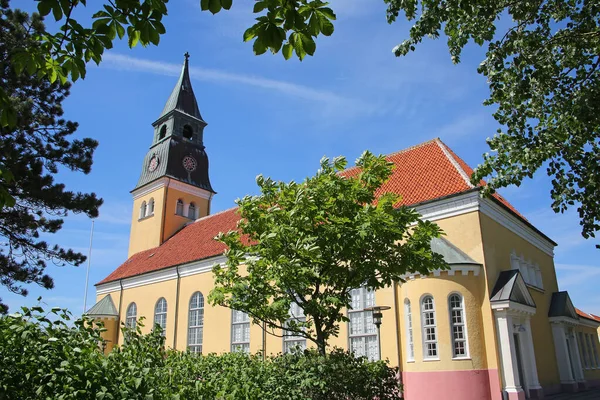 スカーゲン教会 Skagen Church はデンマークのスカーゲンにある歴史的な町の中心部にある教会である 1841年に建てられました — ストック写真