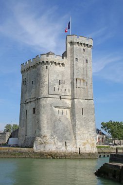 Saint Nicolas Kulesi; La Rochelle şehrinin eski liman girişi, Charente Denizcilik, Fransa.