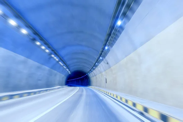 Empty highway tunnel — Stock Photo, Image