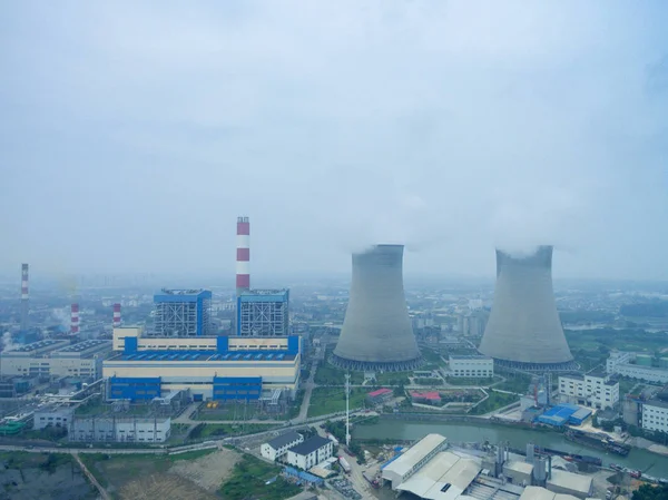 Veduta aerea della centrale elettrica — Foto Stock