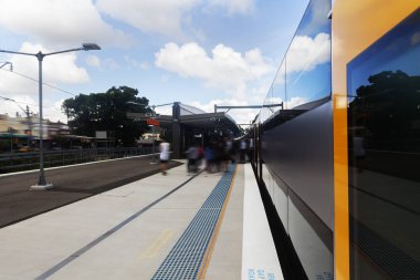 Sydney şehir tren platformları