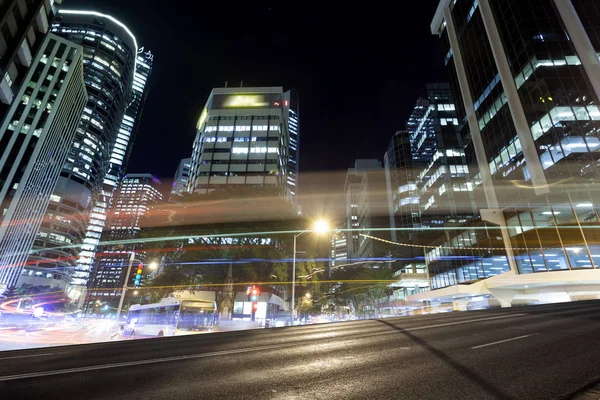 Brisbane şehir trafik geceleri — Stok fotoğraf