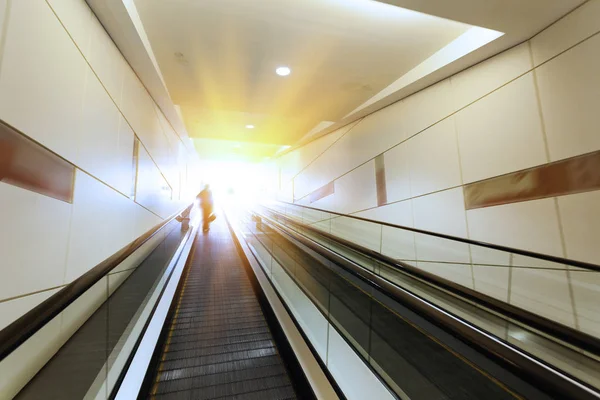 The escalator in the mall — Stock Photo, Image