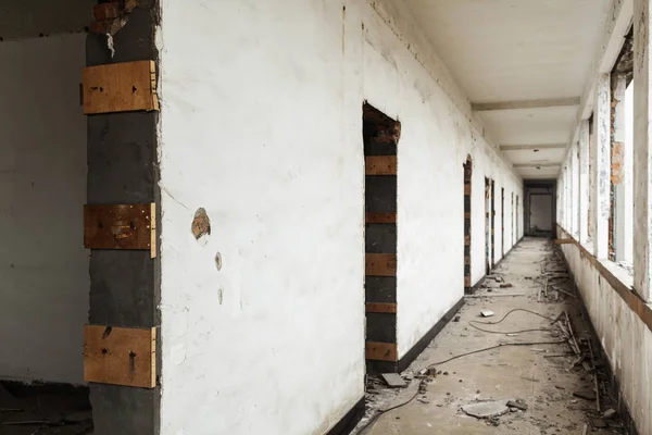 Shabby Korridor Verlassenem Gebäude — Stockfoto