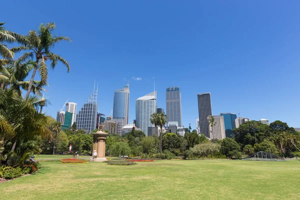 Giardini botanici di Sydney e la città — Foto Stock
