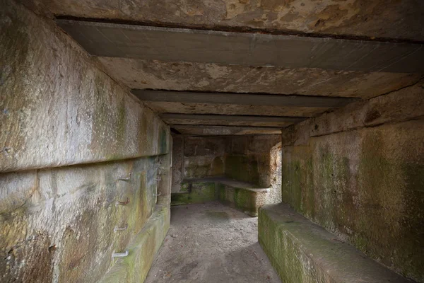 Unterirdische Zementtunnel — Stockfoto