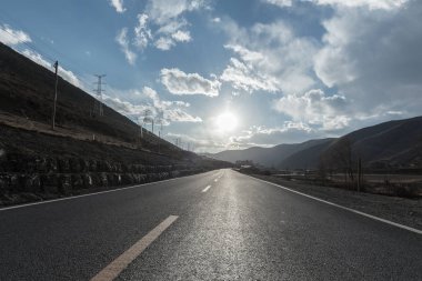 Çin Sichuan - Tibet Ekspres