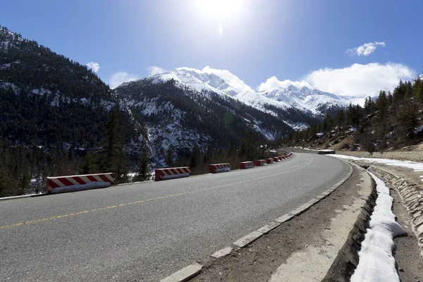 Sichuan Tibet Highway Starts East Chengdu Capital Sichuan Province Ends — Stock Photo, Image