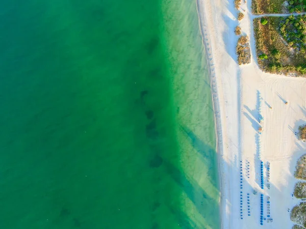 Vista aérea de la playa de San Pedro y resorts — Foto de Stock