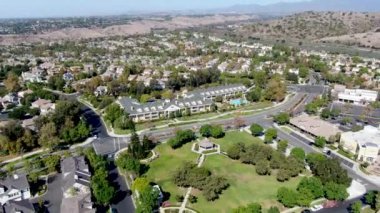 Ladera Çiftliği, Kaliforniya 'daki Yeşil Meydan Parkı