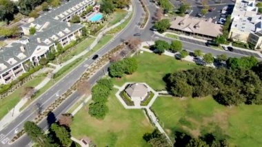 Ladera Çiftliği, Kaliforniya 'daki Yeşil Meydan Parkı