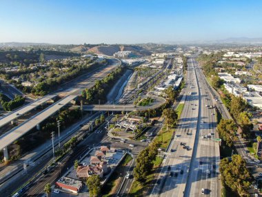 San Diego otoyolunun havadan görünüşü