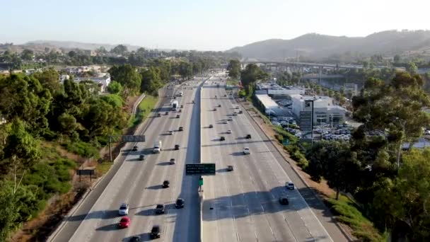 Vista aérea da auto-estrada de San Diego — Vídeo de Stock