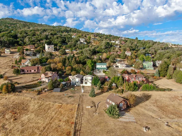 Αεροφωτογραφία της λίμνης Cuyamaca βουνό και καταλύματα, Καλιφόρνια, Usa — Φωτογραφία Αρχείου