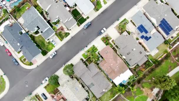 Luftaufnahme eines großflächigen Wohnviertels, Irvine, Kalifornien — Stockvideo