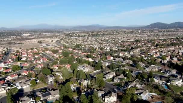 Flygfoto över bostadsområde indelning hus stad i Temecula — Stockvideo