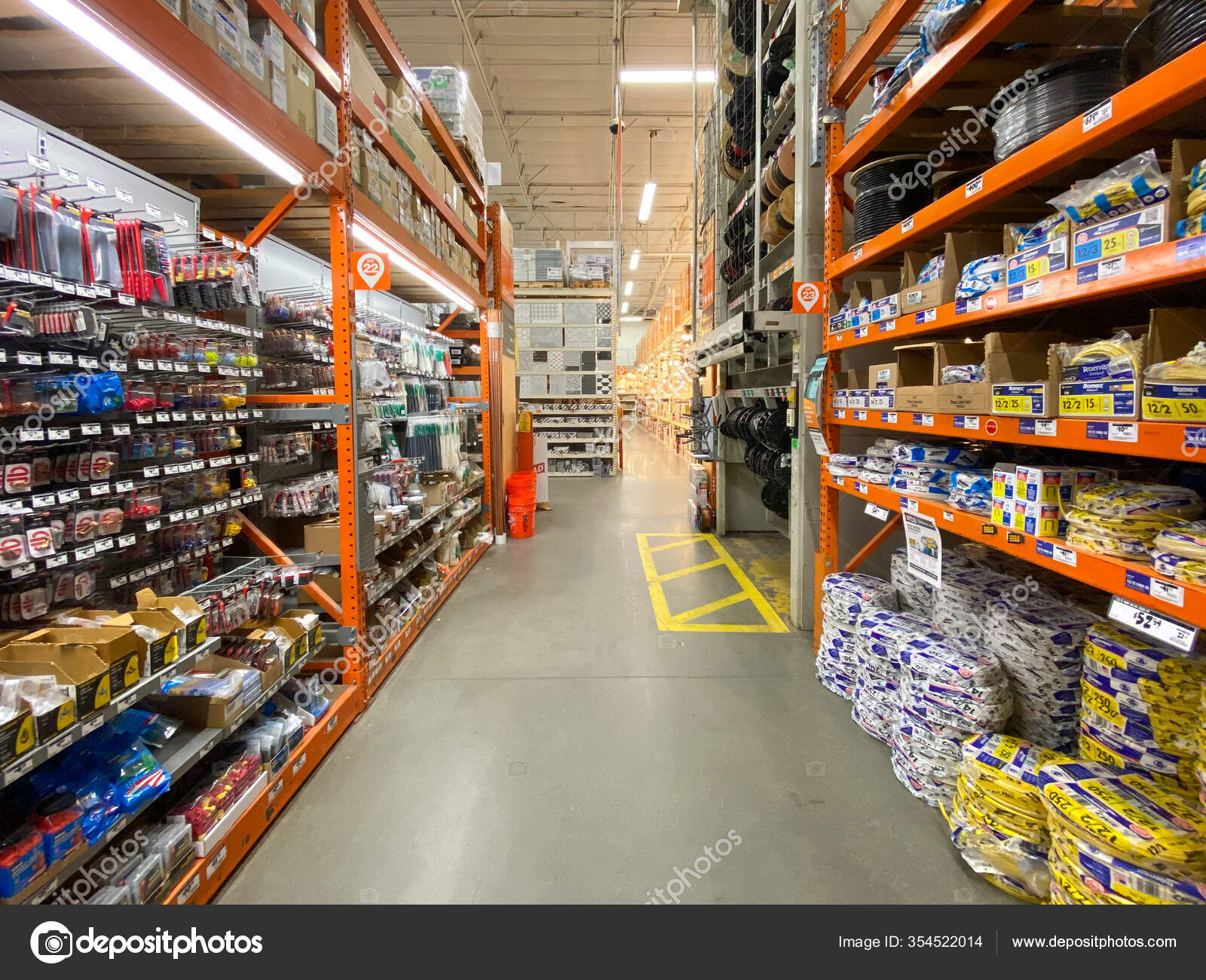 The Home Depot store department section aisles. – Stock Editorial Photo ©  bonandbon #354522014