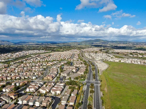 Luchtfoto van middenklasse wijk in San Diego, Californië — Stockfoto