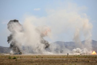 ABD Ordusu Hava Kuvvetleri 'nin Miramar' daki hava gösterisi festivalinde helikopterli gösterisi ve patlaması