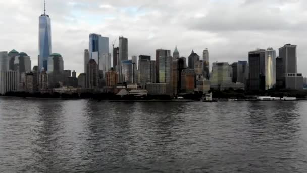 Vista aérea de Manhattan Skyline, com World Trade Center, Nova Iorque, EUA . — Vídeo de Stock