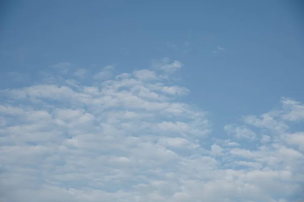 White Clouds Clear Blue Sky Use Background — Stock Photo, Image