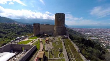 Castello di Lettere, Pompei Vadisi ve Körfez Napoli, İtalya'nın havadan görünümü