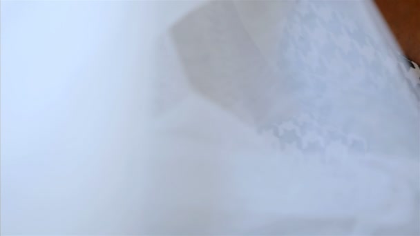 Gyönyörű Pár Magas Sarkú Cipő Fekete Fehér Menyasszony — Stock videók