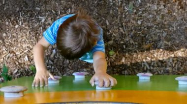 Sevimli küçük Çocuk Bahçesi, 4 k yukarı tırmanma Üstten Görünüm